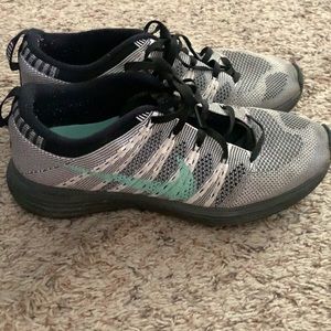 Nike Flyknit Lunar 1